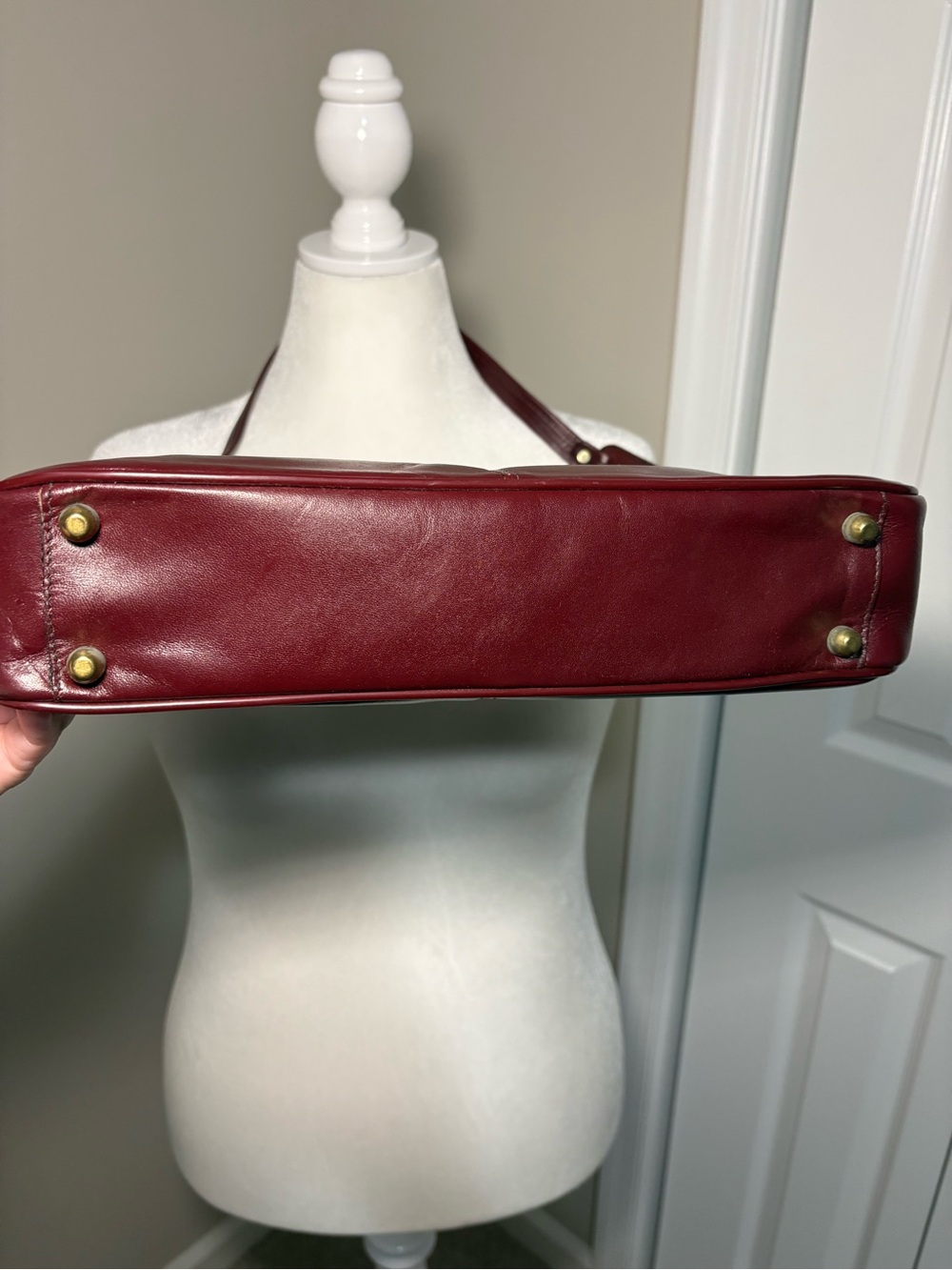 John Romain shoulder bag. - Picture 3 of 7